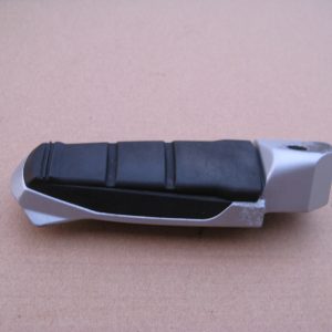 Lábtartó taposó (bal hátsó)